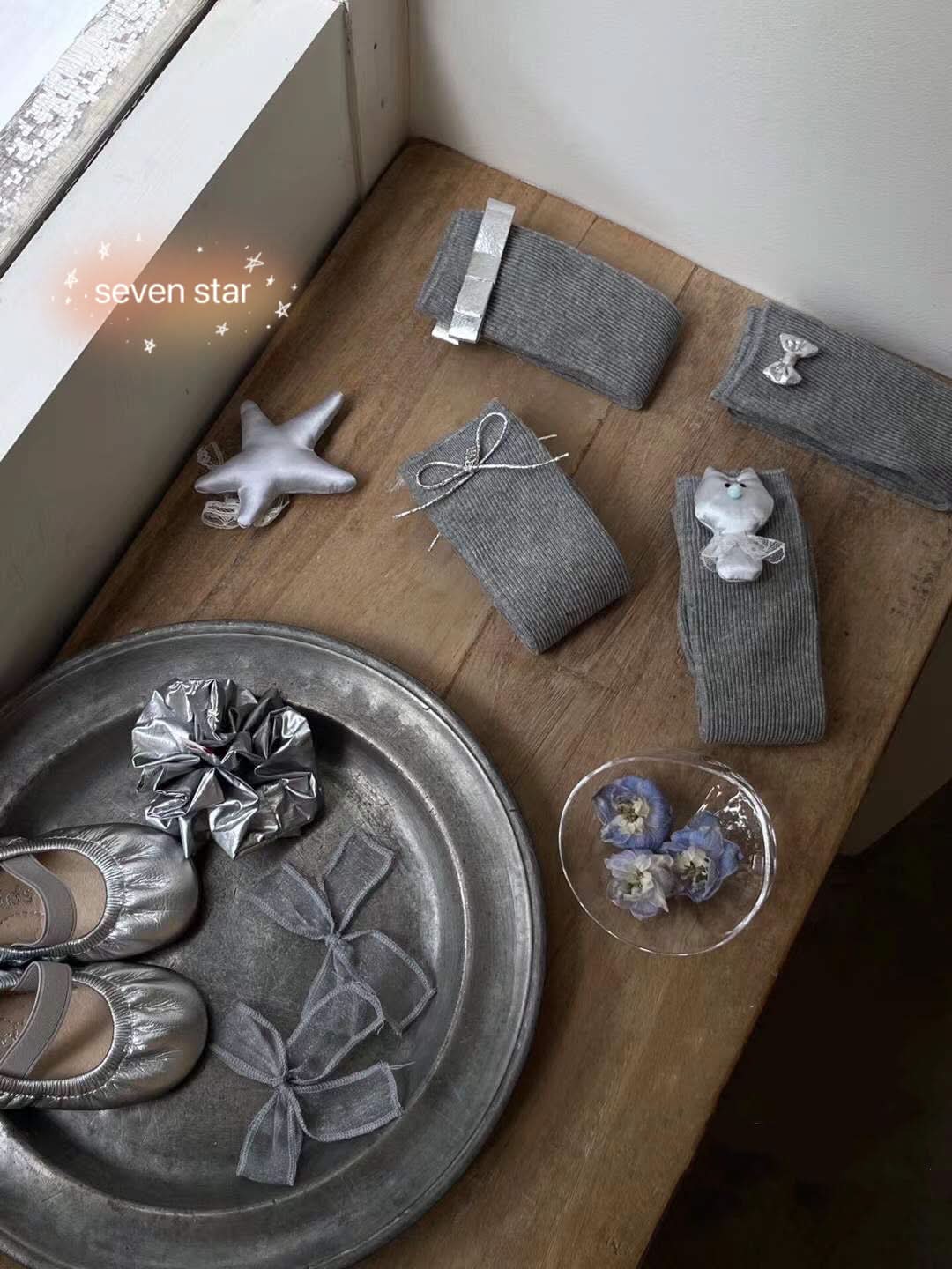 Knee High Socks—Grey with Silver (4 pairs)