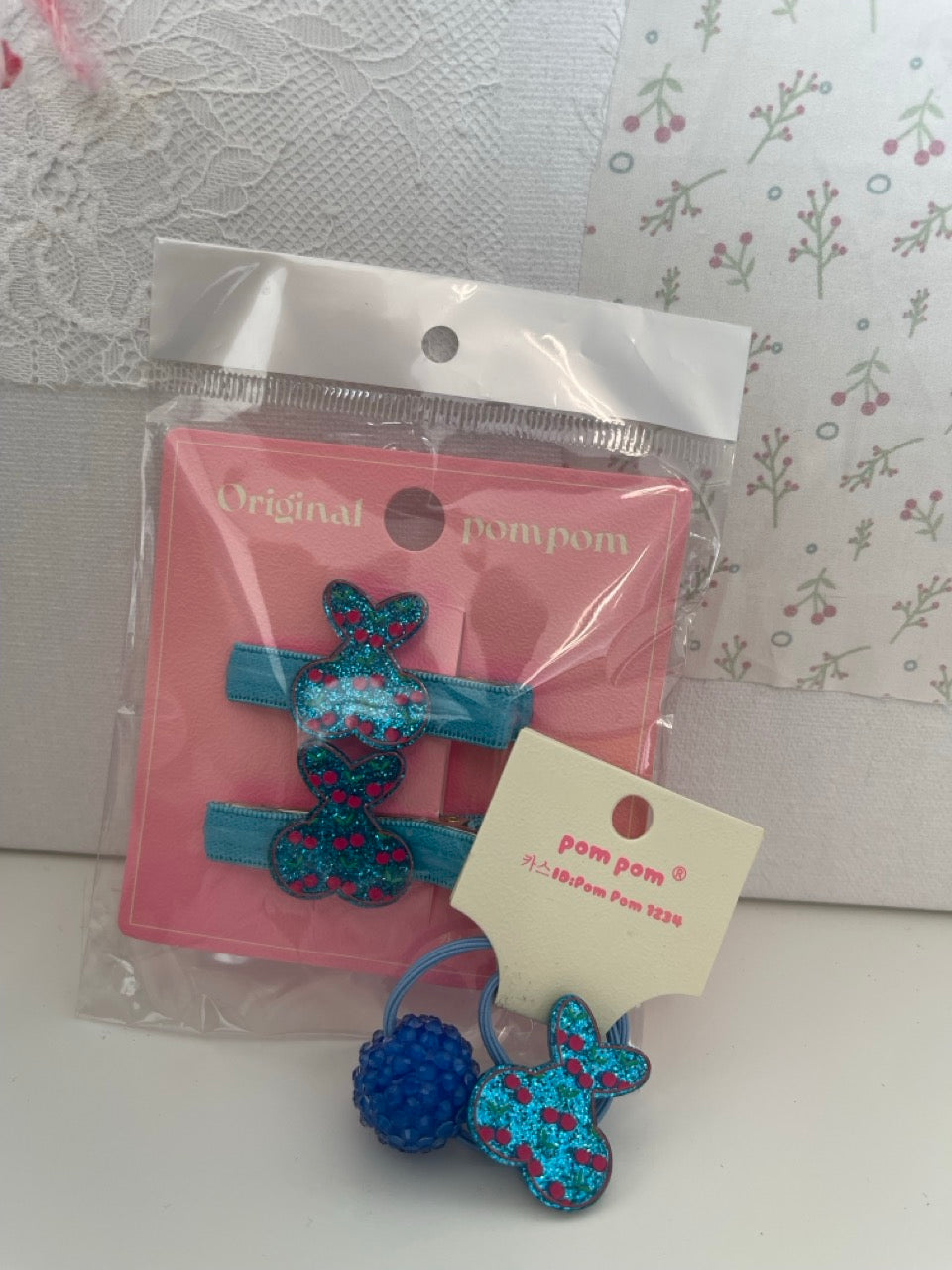 Hair clip and tie set