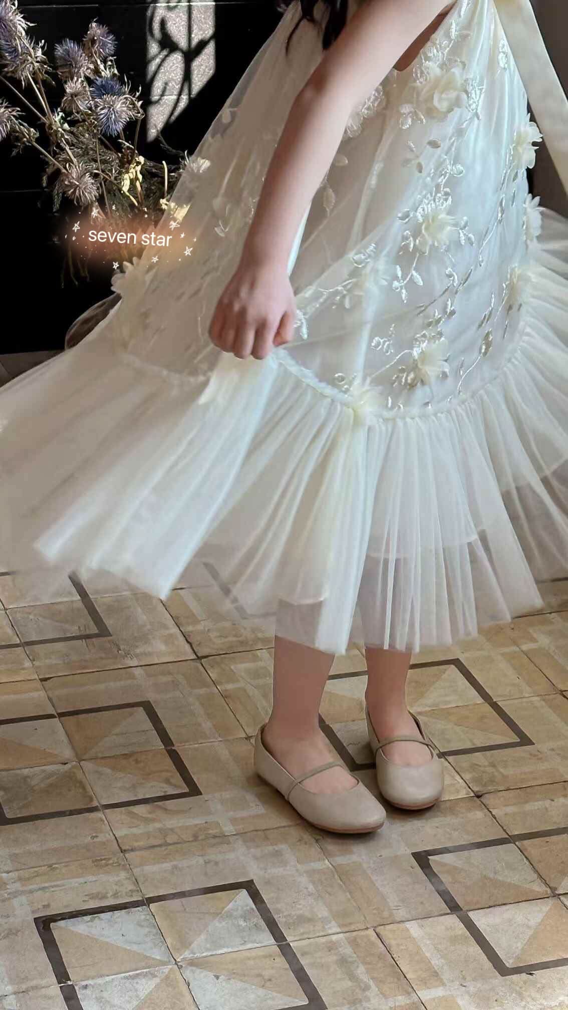 Mommy and Me Lace Embroidery Dress