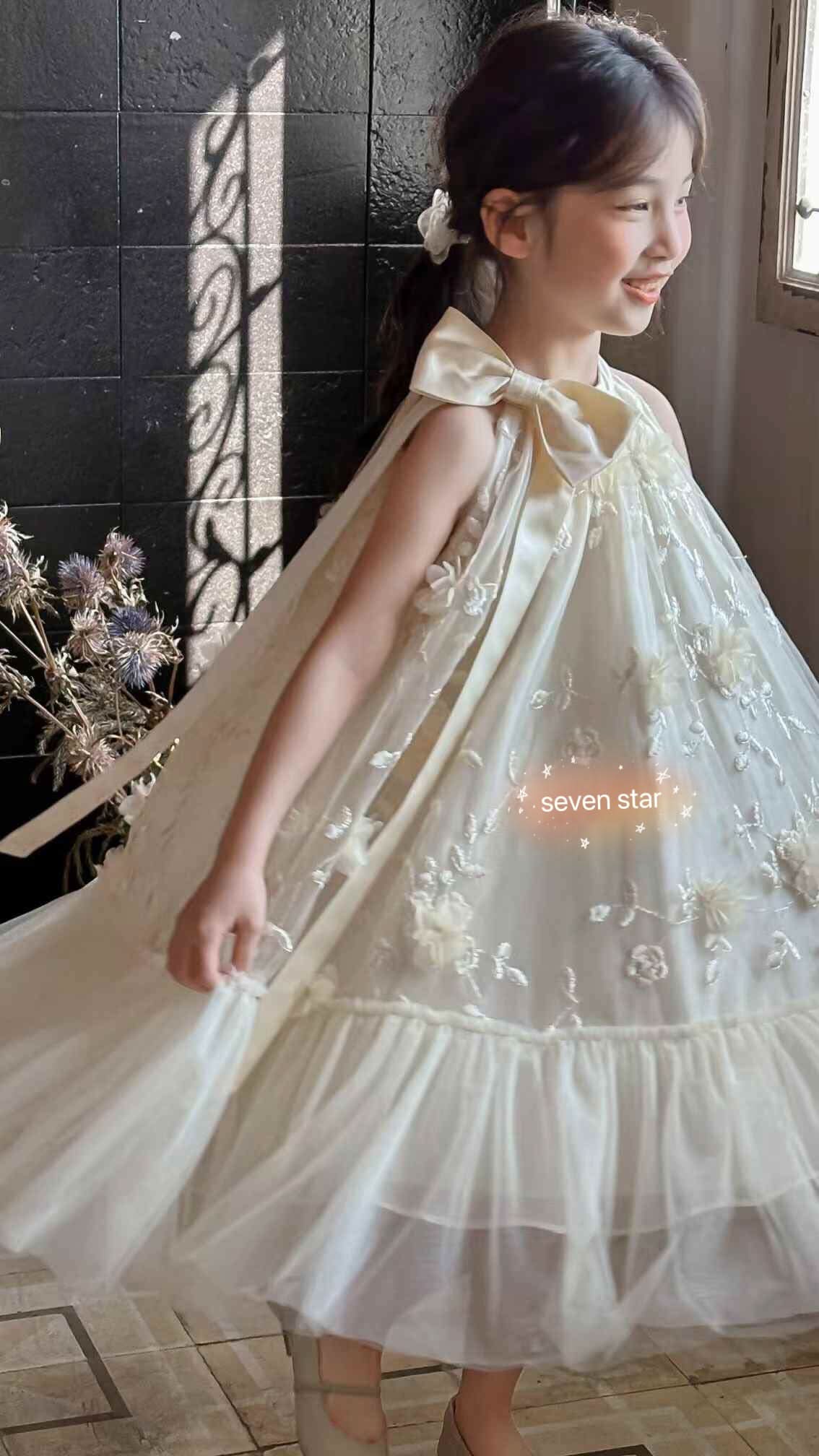 Mommy and Me Lace Embroidery Dress