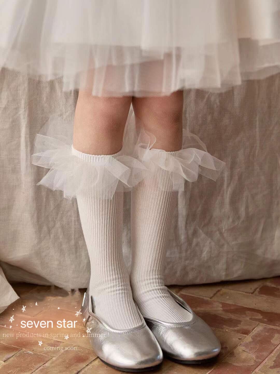 Lace Trim Knee High Socks(one pair)