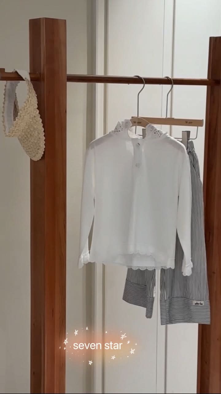 Lace Hooded Long Sleeve Tee