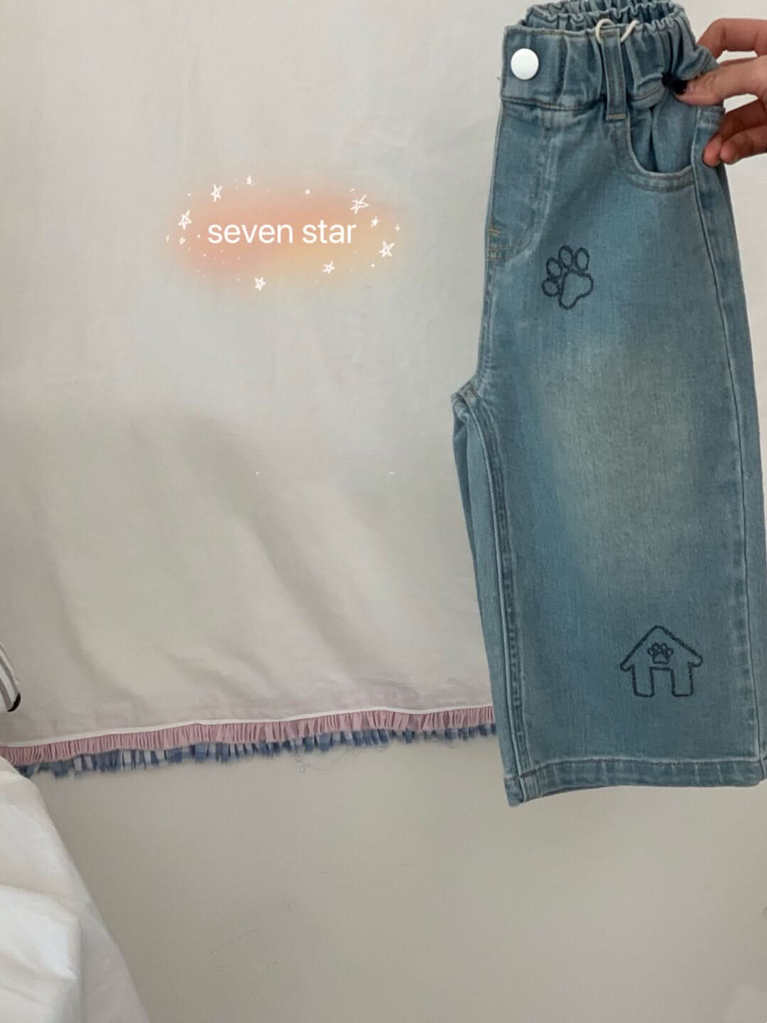 Puppy Paws Graphic Jeans