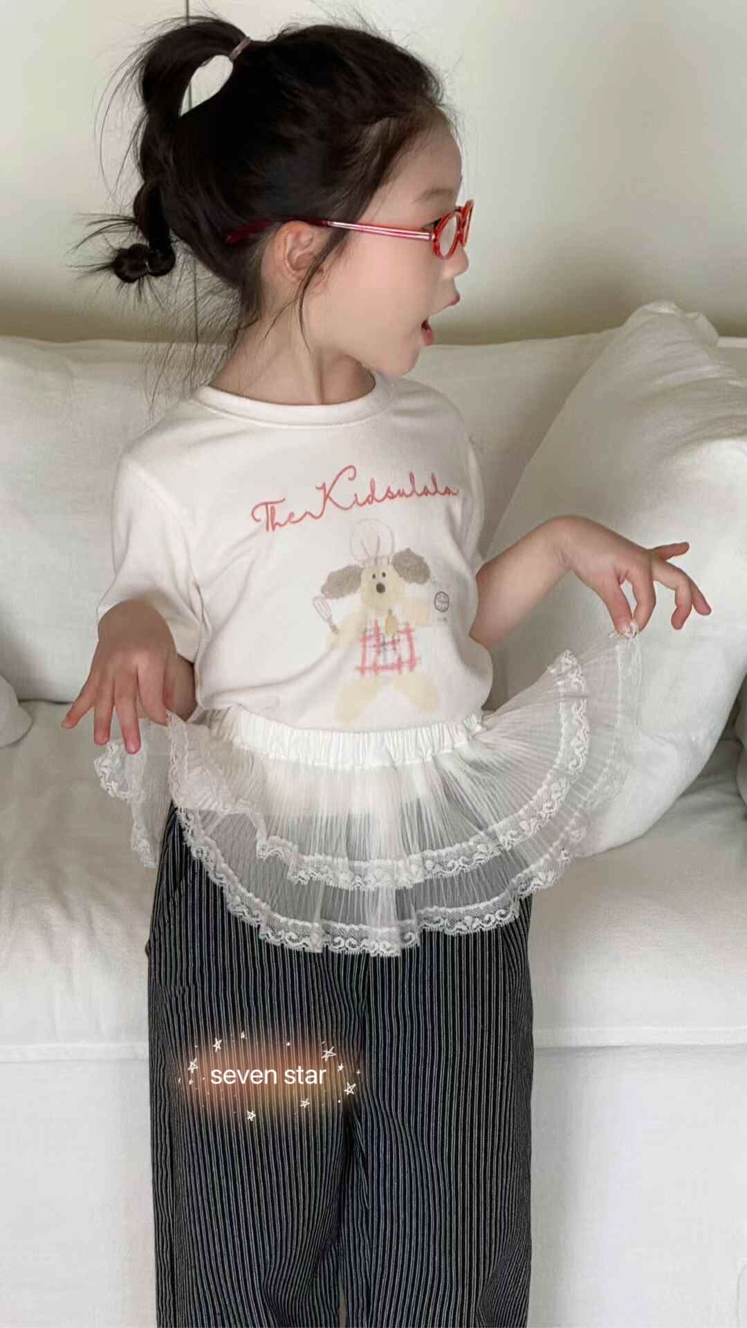 Cute Puppy girl T-SHIRT