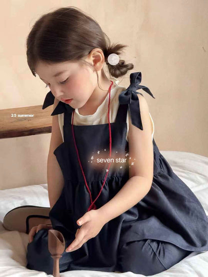 牛仔蝴蝶结上衣和牛仔裤套装