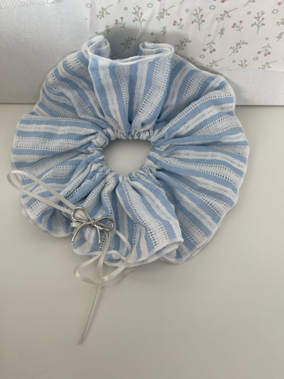 Delicate Scrunchies