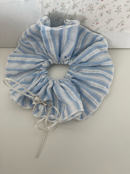 Delicate Scrunchies