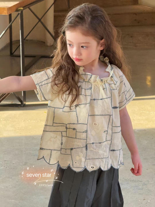 Embroidery Short Sleeve  girl Blouse