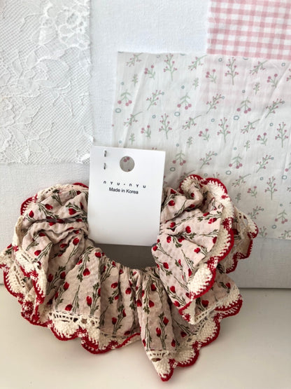 Delicate Scrunchies