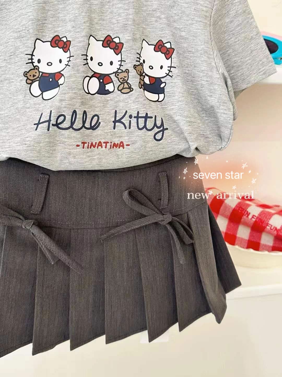 Kitten Print Tee Shirt