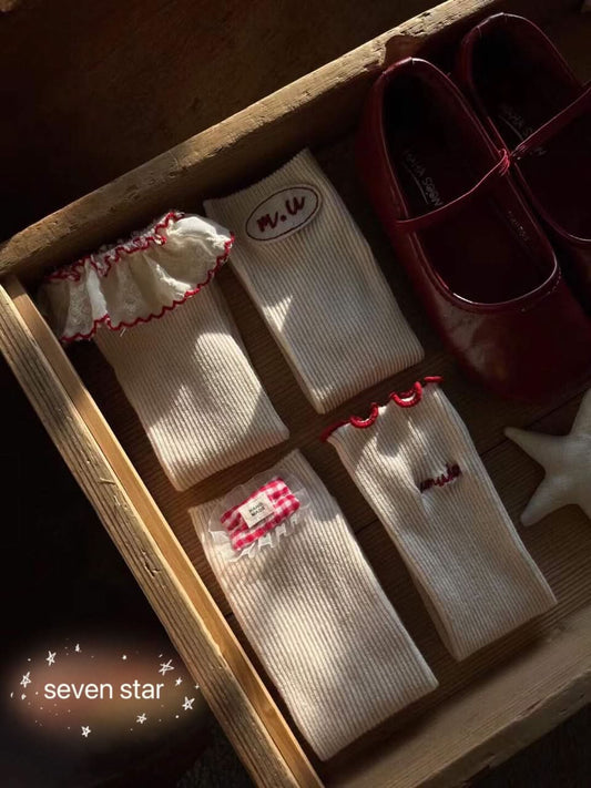 Knee High girls  Socks—White with Red (4 pairs)