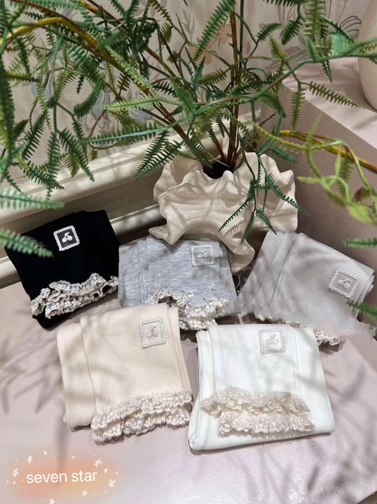 girl Lace Hem and Embroidery Leggings