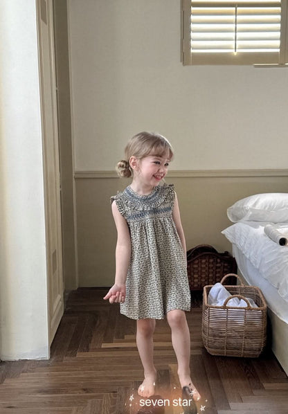 Navy smocking Sleeveless Dress