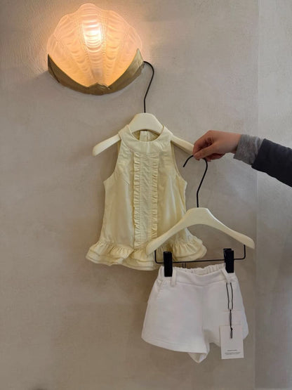 Ruffled Sleeveless Long Blouse