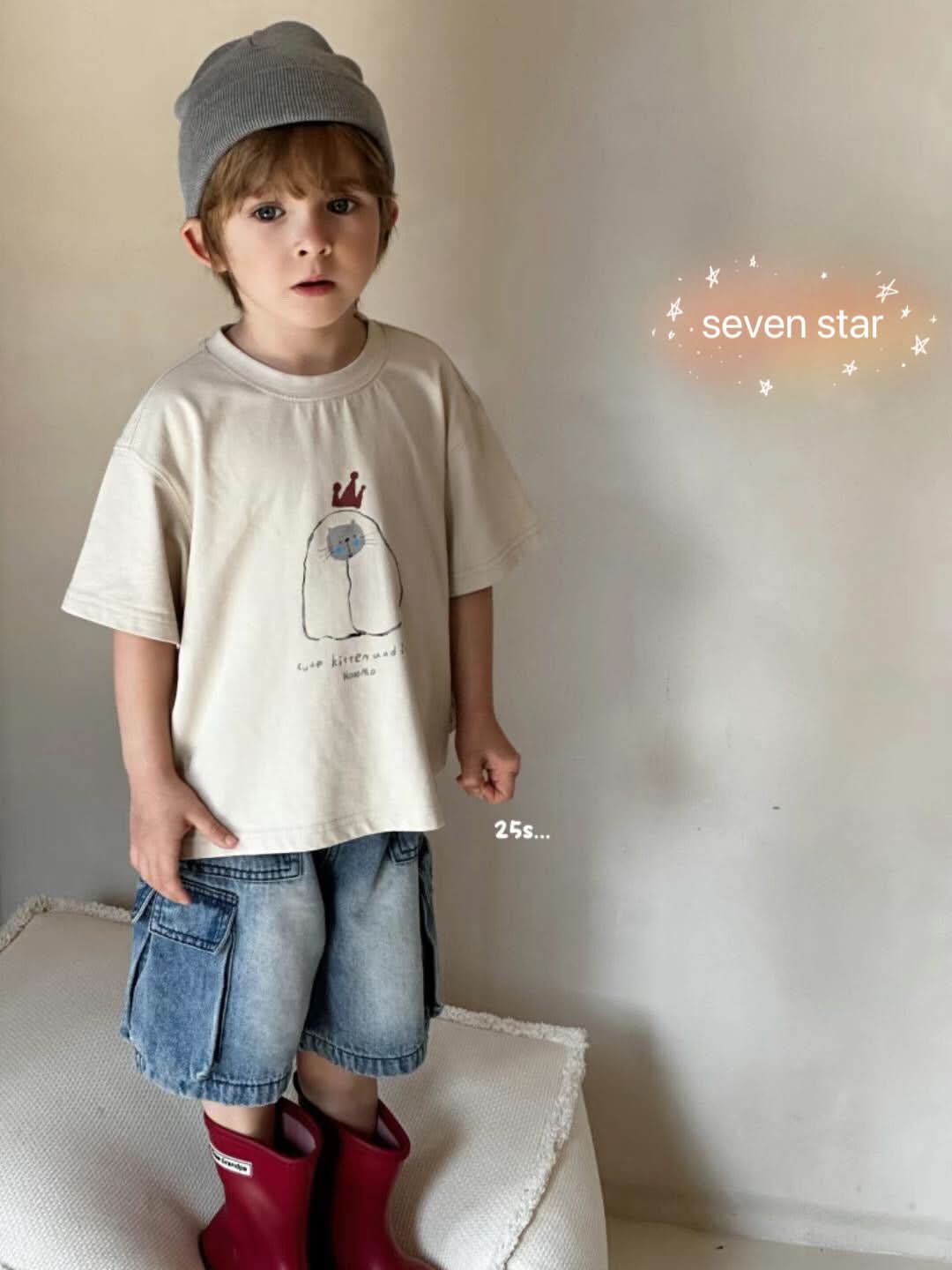Short-sleeve Cute Kitten Tee