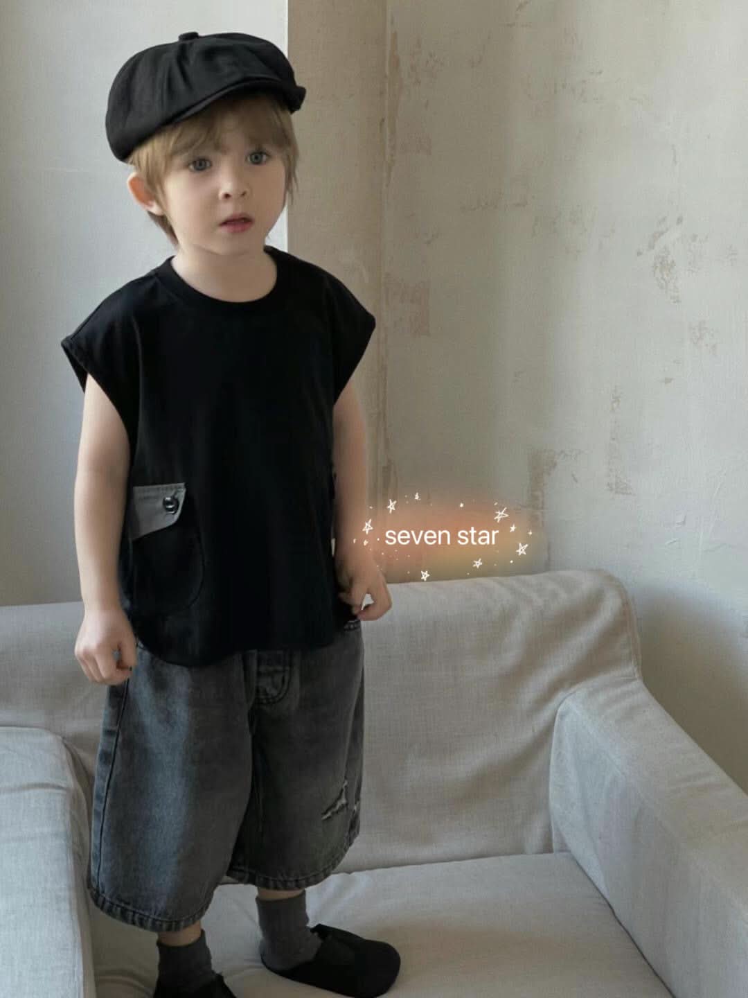 Short Sleeve T-shirt with Pockets