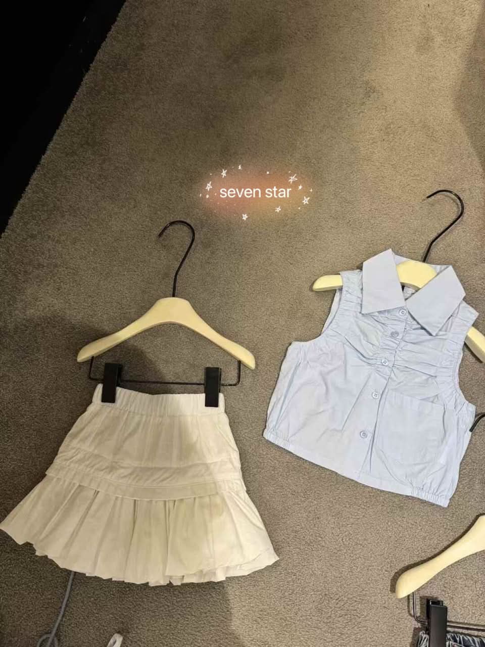 Sleeveless Pleated Blouse—Blue