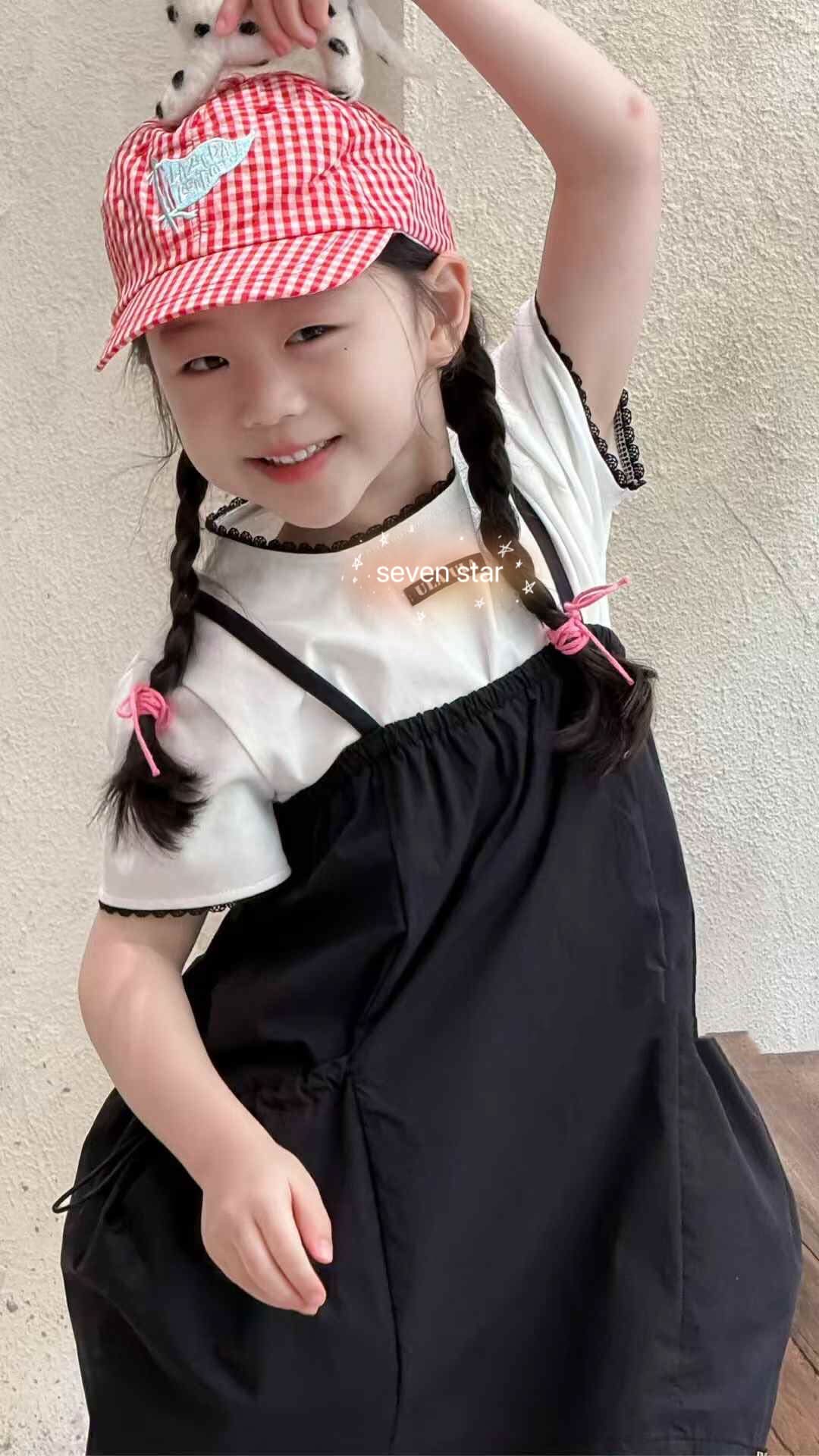 细肩带泡泡裙