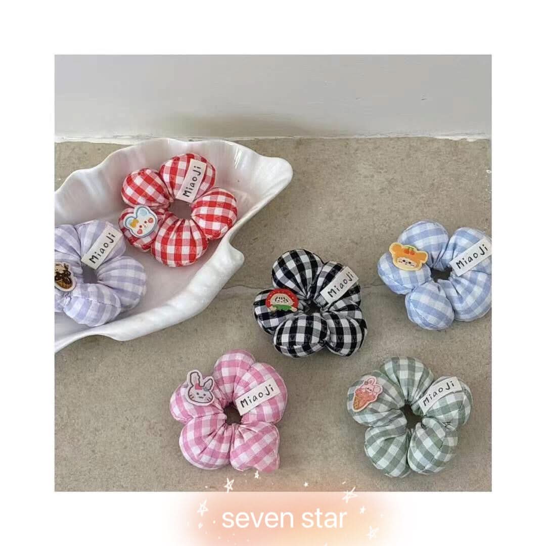Thumb Fluffy Scrunchies